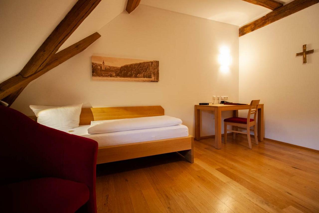 Gaestehaus St. Georg - Weltenburger Klosterbetriebe Gmbh ケールハイム エクステリア 写真