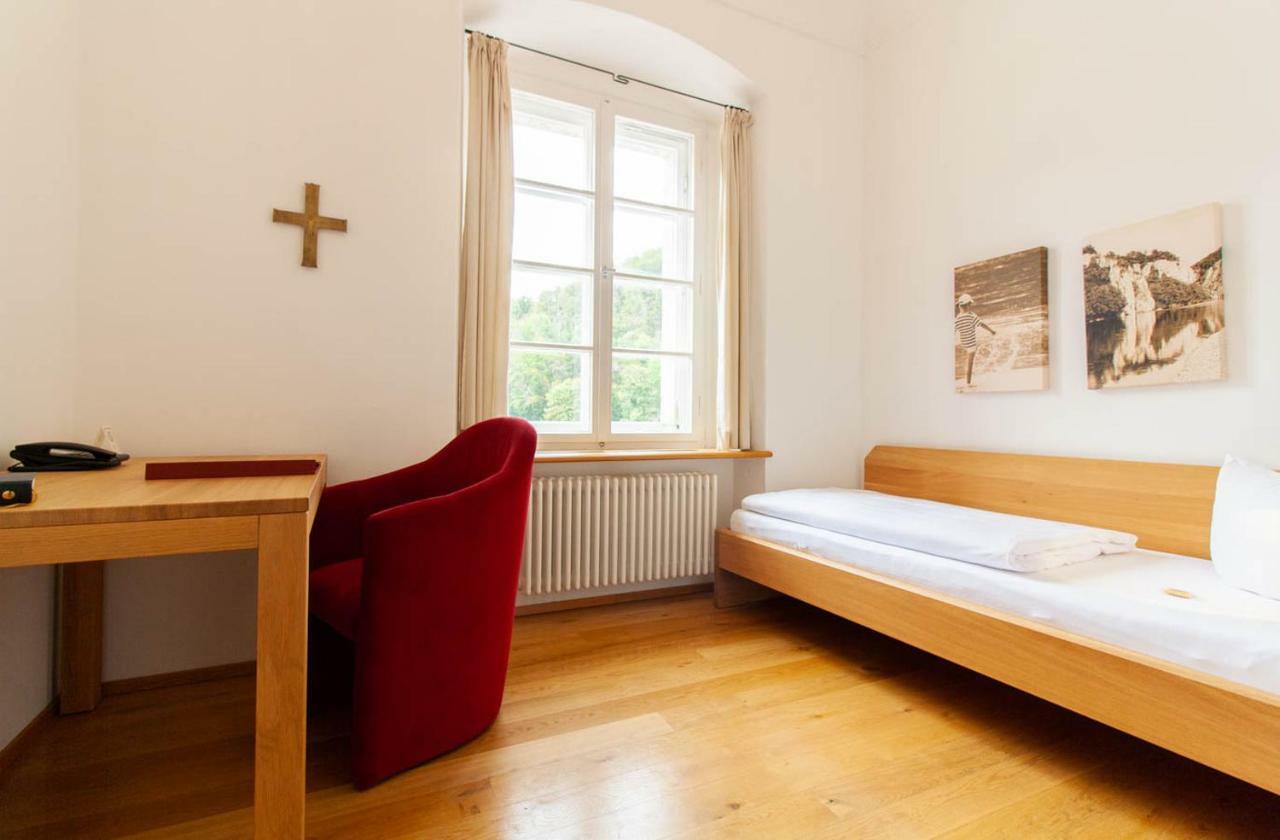 Gaestehaus St. Georg - Weltenburger Klosterbetriebe Gmbh ケールハイム エクステリア 写真